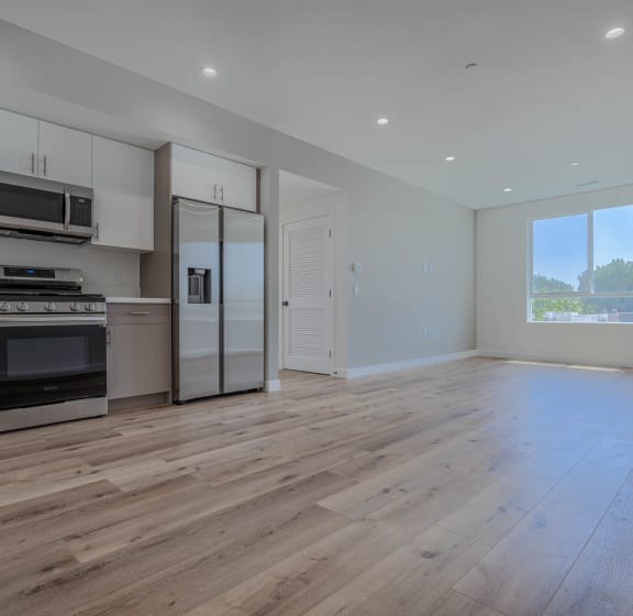 Le Dev Apartments in Chatsworth, CA